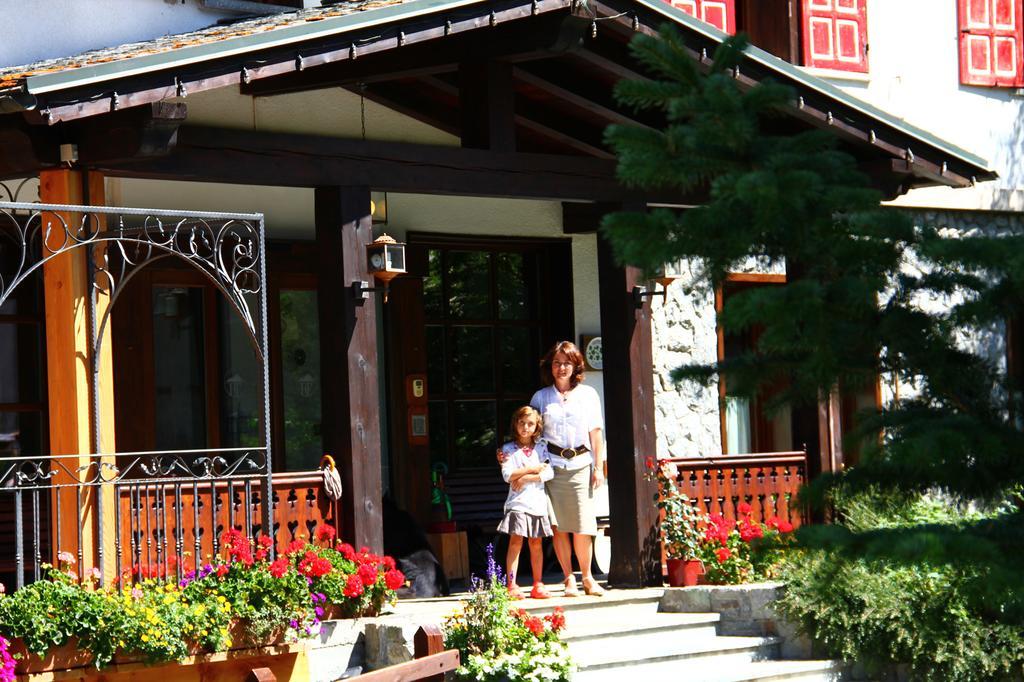 Hotel Castor Champoluc Bagian luar foto