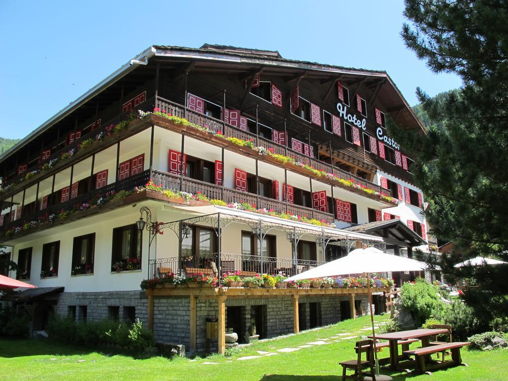 Hotel Castor Champoluc Bagian luar foto
